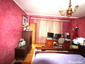 Casa pe strada Lozoveni 