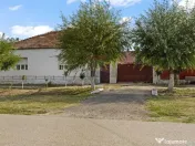 Casă de vânzare cu 5 camere- Nădab, oraș Chișineu-Cr... 