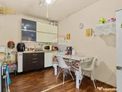 Casă de vânzare cu 5 camere- Nădab, oraș Chișineu-Cr... 