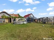 Casă de vânzare cu 5 camere- Nădab, oraș Chișineu-Cr... 