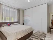 Casă de vânzare cu 5 camere- Nădab, oraș Chișineu-Cr... 