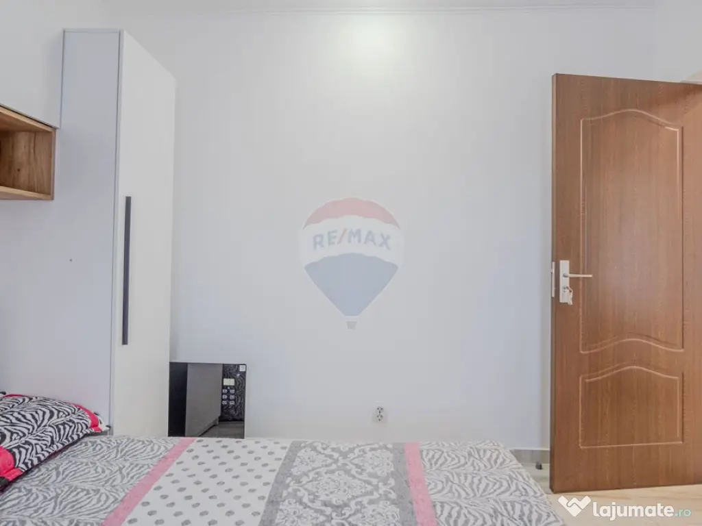 CASA RENOVATA MODERN de vanzare | 4 camere| TOHANU NOU | ...