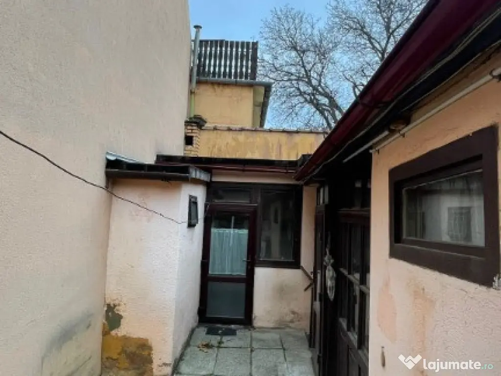 Casă zona Mihai Viteazu