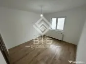 3 Apartamente 4 camere bloc nou 