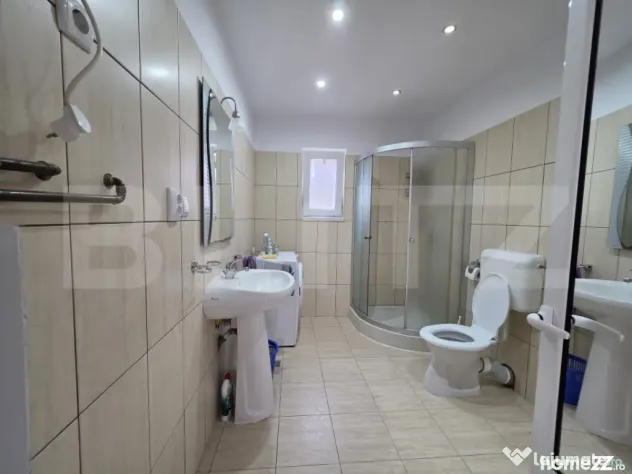 Casa de vanzare, 176mp utili, zona Balta Blonda