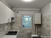 Central 2 Camere Decomandat 