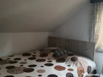 Apartament cu trei camere in vila ,et 1