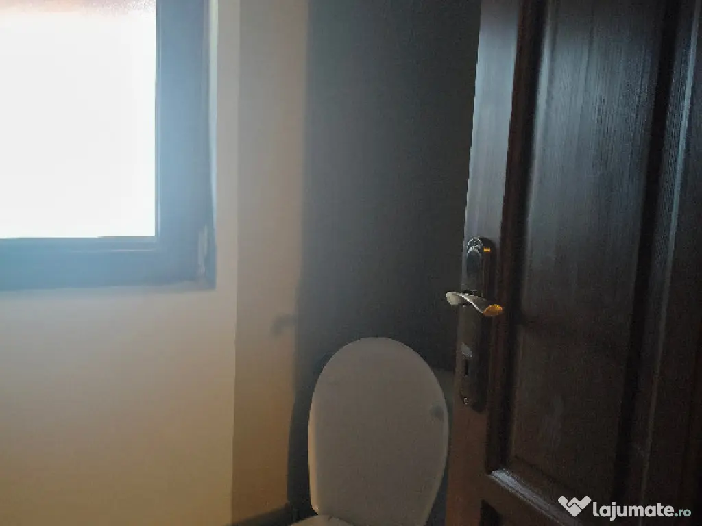 Apartament cu trei camere in vila ,et 1