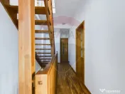 Vilă renovată – nemobilata Berceni/ Metrou Eroii Revo... 