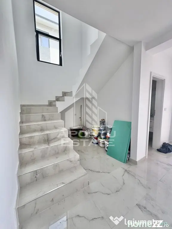 Duplex cu 4 camere, 3 bai si dressing la cheie disponibil imediat - Giroc (Timis)