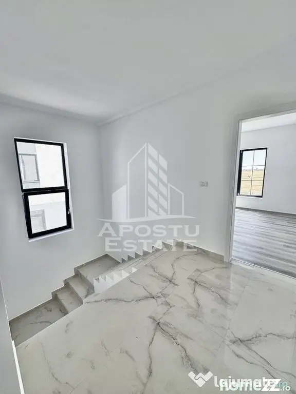 Duplex cu 4 camere, 3 bai si dressing la cheie disponibil imediat - Giroc (Timis)