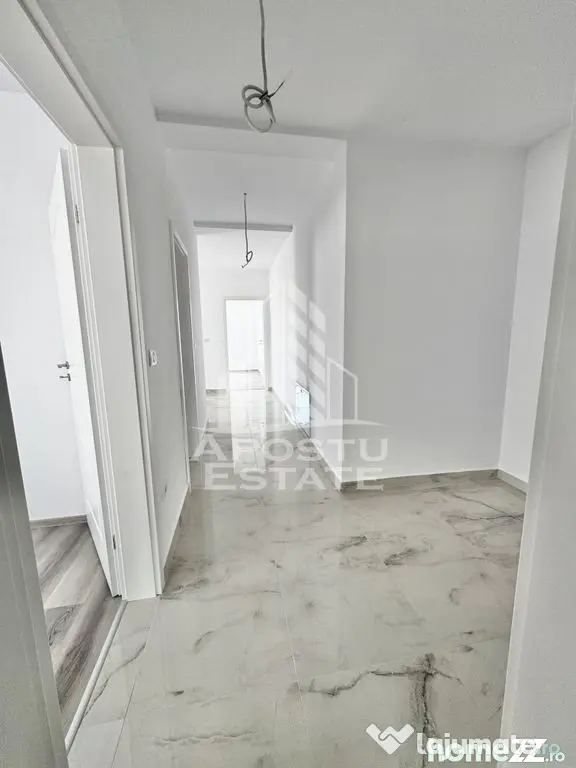 Duplex cu 4 camere, 3 bai si dressing la cheie disponibil imediat - Giroc (Timis)