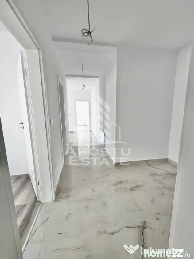 Duplex cu 4 camere, 3 bai si dressing la cheie disponibil imediat - Giroc (Timis)