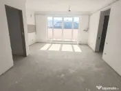 Apartament 3 camere semidecomandat Cetatii 