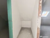 Apartament 3 camere semidecomandat Cetatii 