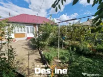 Lunca Pașcani – Casă + teren 692 mp cu utilități, la 6