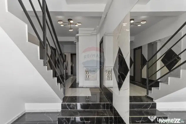 Apartament cu 3 camere de vânzare și parcare, bloc nou,...
