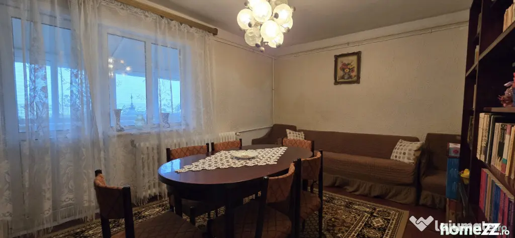 Apartament 4 camere, 83 mp, zona Vest