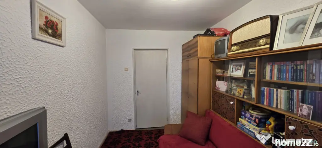 Apartament 4 camere, 83 mp, zona Vest