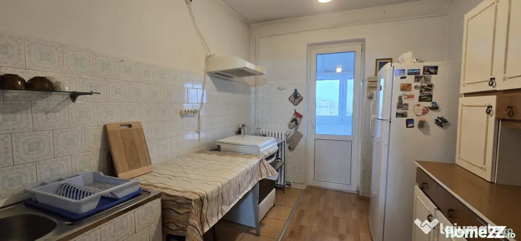 Apartament 4 camere, 83 mp, zona Vest