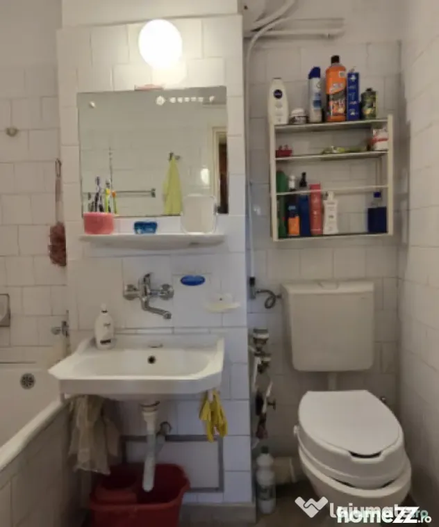 Apartament 4 camere, 83 mp, zona Vest
