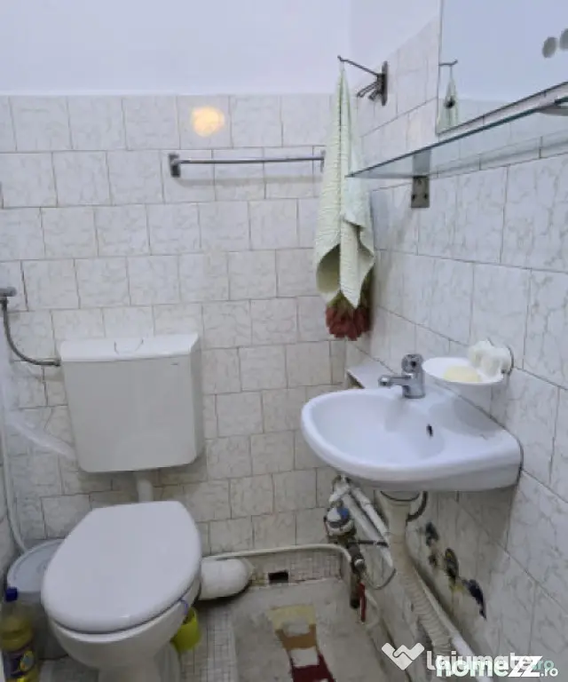 Apartament 4 camere, 83 mp, zona Vest