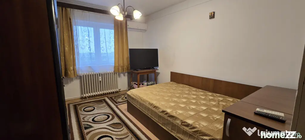 Apartament 4 camere, 83 mp, zona Vest - Ploiesti (Prahova)