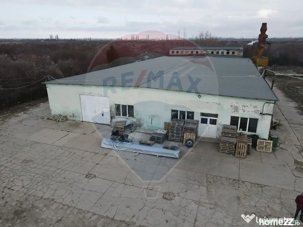Spațiu industrial hale cu teren in zona Mihai Bravu Ploi...