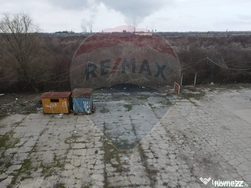 Spațiu industrial hale cu teren in zona Mihai Bravu Ploi...