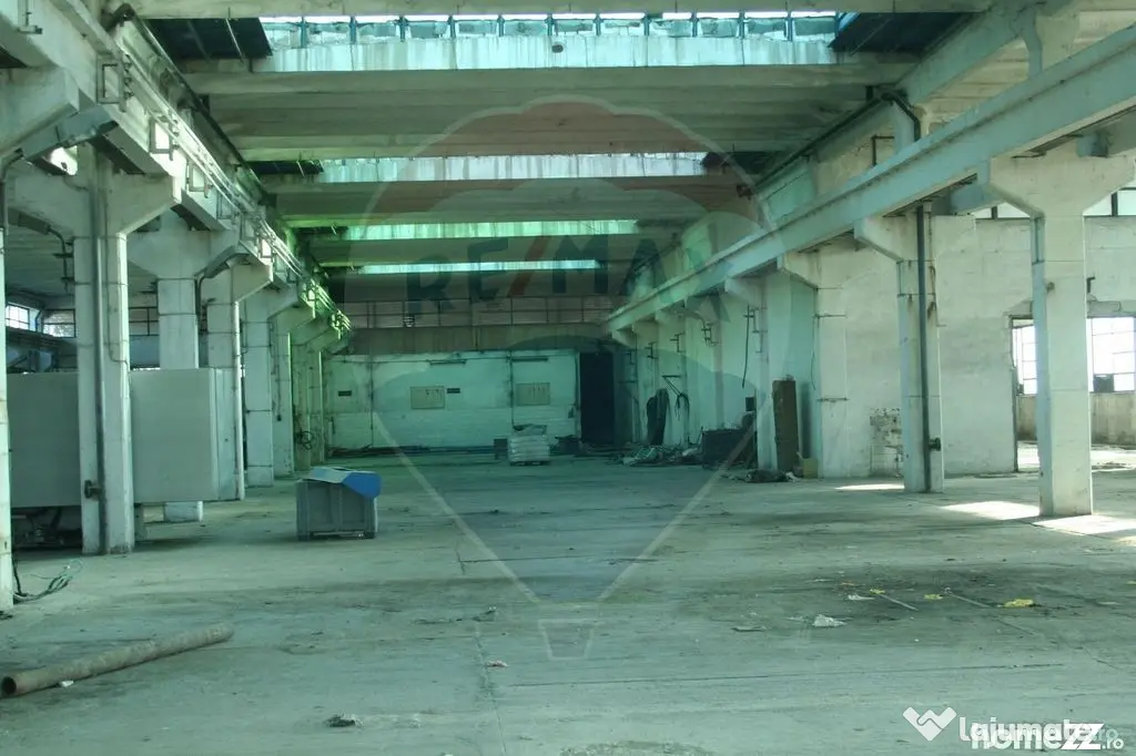 Spațiu industrial hale cu teren in zona Mihai Bravu Ploi...