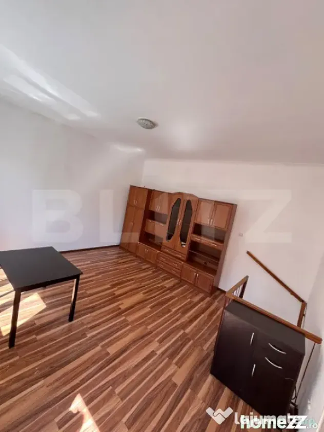 Apartament 3 camere cu curte, în centru Blaj - Blaj (Alba)