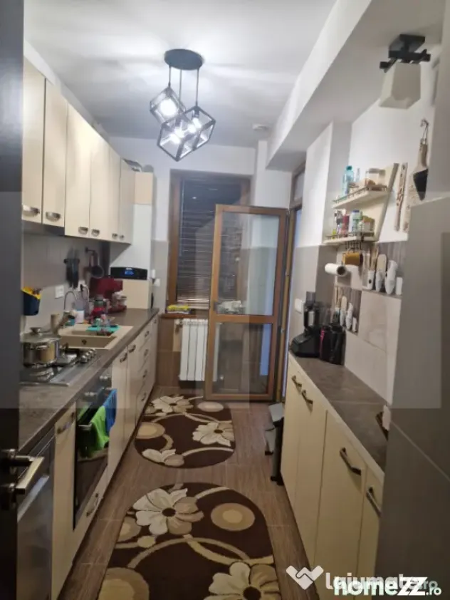 Apartament modern cu 3 camere - bloc nou – zonă central?