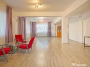CENTRAL - Vila DE INCHIRIAT - pretabila diverse businessuri 