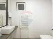 CENTRAL - Vila DE INCHIRIAT - pretabila diverse businessuri 