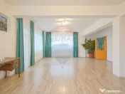 CENTRAL - Vila DE INCHIRIAT - pretabila diverse businessuri 