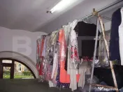 Spatiu comercial, 40 mp, vitrina la strada, zona centrala 