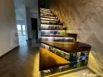 Duplex de lux cu curte de 300 mp – rafinament, lumină și