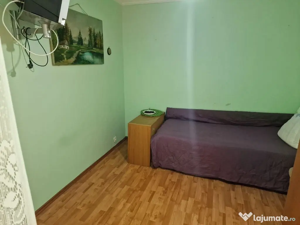 țApartament cu 2 camere de vânzare în zona Mioritei