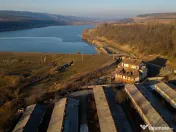 Fosta Ferma a Partidului de la Horgesti - de vanzare 