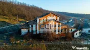 Fosta Ferma a Partidului de la Horgesti - de vanzare 