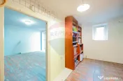 Spațiu comercial de vânzare situat ultracentral, str. G... 