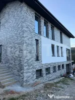 Casă individuală de vânzare, 6 camere, 182 mp, în Făget