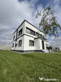 Casa P+E mobilata utilata, 180 MP utili, 600 mp utili, Magno