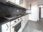 SUPERB: 50mp + curte privata 60mp, bloc 2023, la cheie! 