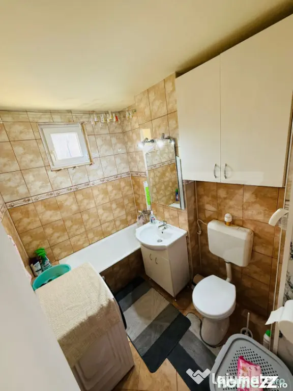 Apartament 2 camere, 49 mp, zona Tractorul