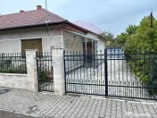 Casă / Vilă cu 5 camere de vânzare în Aleșd zona Ult... 