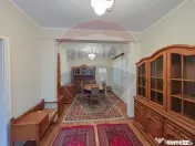 Casă / Vilă cu 5 camere de vânzare în Aleșd zona Ult...