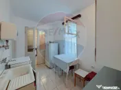 Casă / Vilă cu 5 camere de vânzare în Aleșd zona Ult...