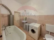 Casă / Vilă cu 5 camere de vânzare în Aleșd zona Ult...