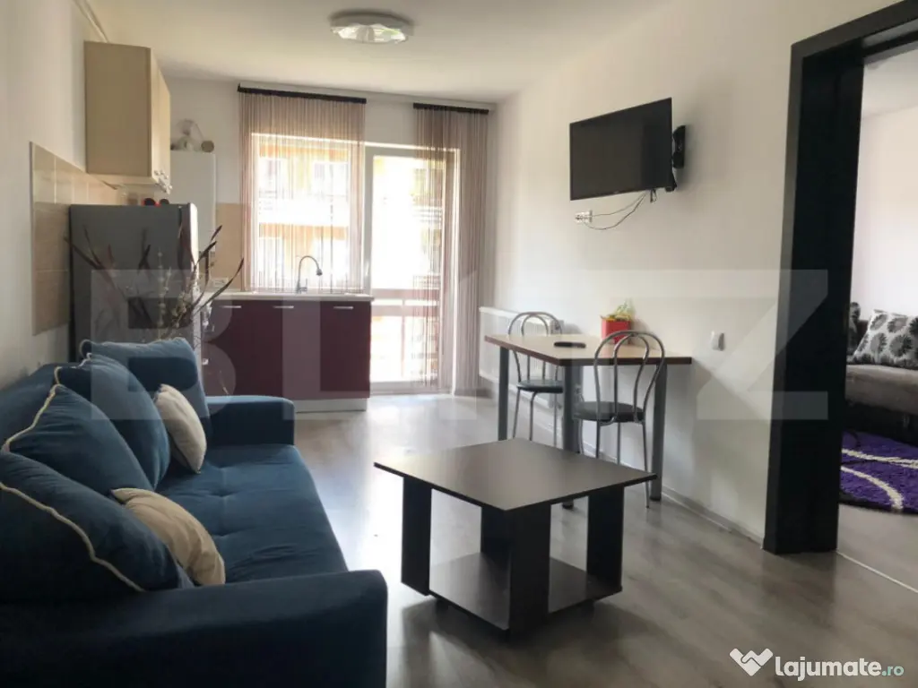 Studio spațios cu loc de parcare în Subcetate City